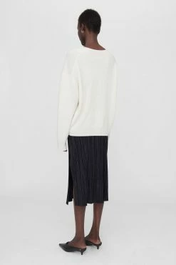 Anine Bing | Yara Skirt - Black 9 Anine Bing | Yara Skirt - Black -Kameli Shop AB YARA SKIRT BLACKA 04 2300 000 2152 1700x f0297583 4b59 48af 9cf3 9871941981af