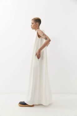 Harris Tapper | Korin Dress - White -Kameli Shop ScreenShot2022 11 03at2.17.29PM