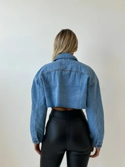 Kameli Boutique Everyday Crop Denim Jacket -Kameli Shop image a967382b 4e8d 470f 97fe 01b7ea706830