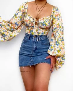 Kameli Boutique Libby Crop Blouse - Blue Florals