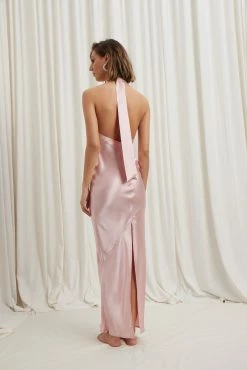 Caitlin Crisp | By Your Side Dress - Strawberry -Kameli Shop p 0093a927 a7b0 4067 a339 fec44d0e252a