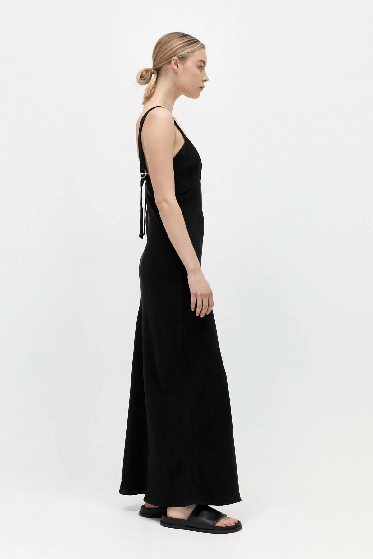 ST AGNI ST. AGNI | Ring Detail Maxi Dress - Black 7 ST AGNI ST. AGNI | Ring Detail Maxi Dress - Black - Image 5