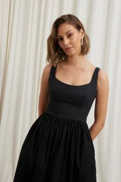 Caitlin Crisp | Meadow Dress - Black -Kameli Shop p ef1dc87a f639 4015 967f af5eb16e8733