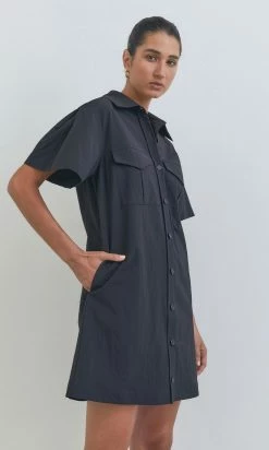 Viktoria & Woods | Expression Dress - Black -Kameli Shop vw aug01 day124892 5000x f2ae0b9b b300 41ef 9fb6 9f27ddcf896e